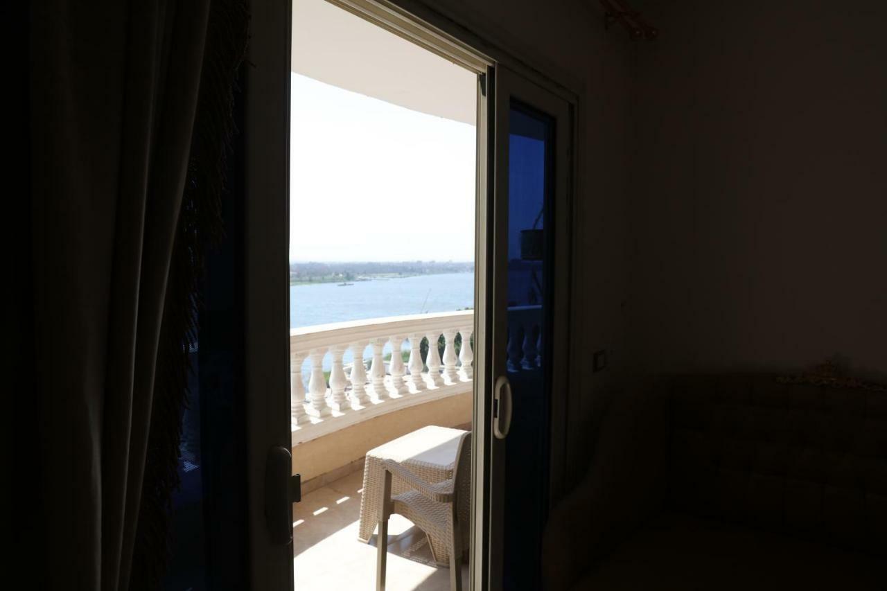 Maadi, Direct Nile River View From All Rooms Cairo Exterior photo
